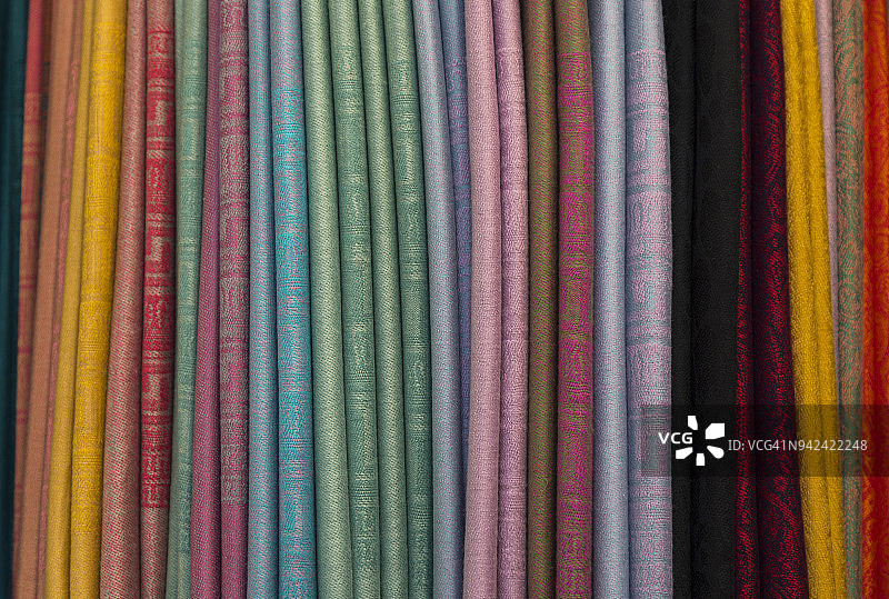 商店里的围巾（希腊，雅典）图片素材