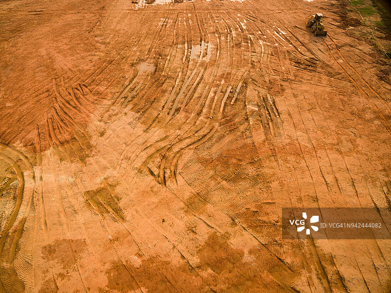 红色土地的地面鸟瞰图图片素材