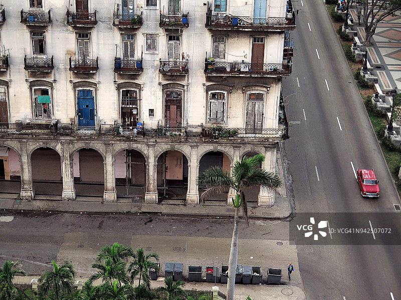 红色奥兹莫比尔哈瓦那图片素材