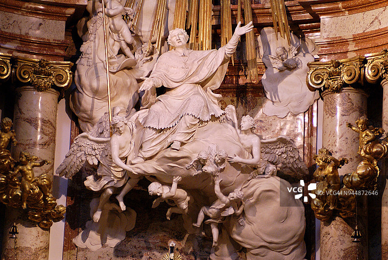 奥地利维也纳卡尔教堂内部图片素材