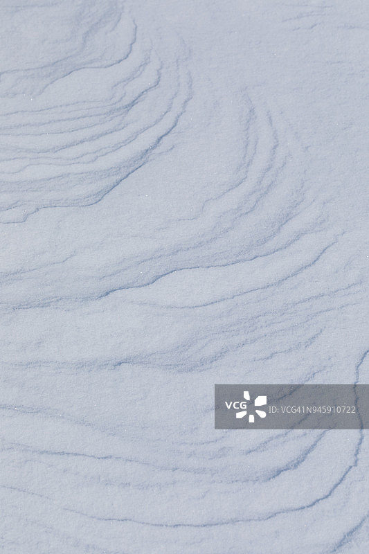 风雕刻的雪图片素材