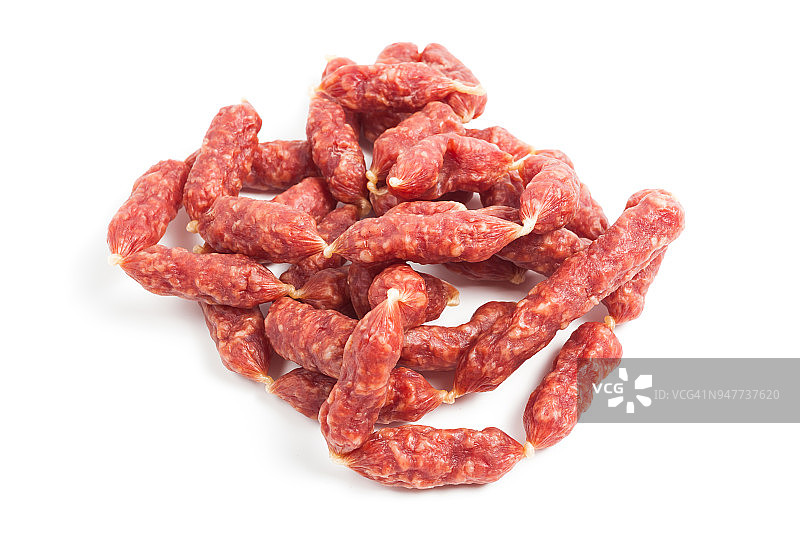 白色背景上的迷你香肠图片素材