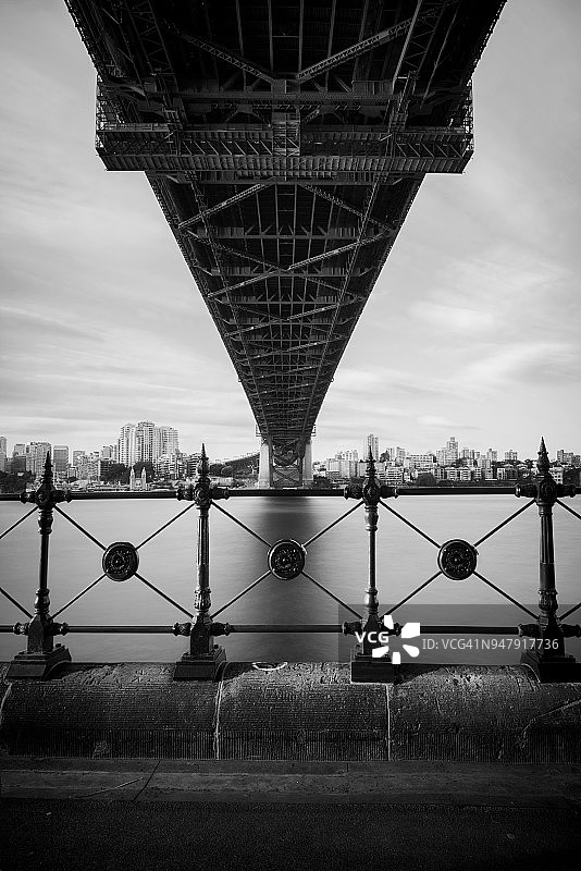 海港大桥（黑白照片）图片素材