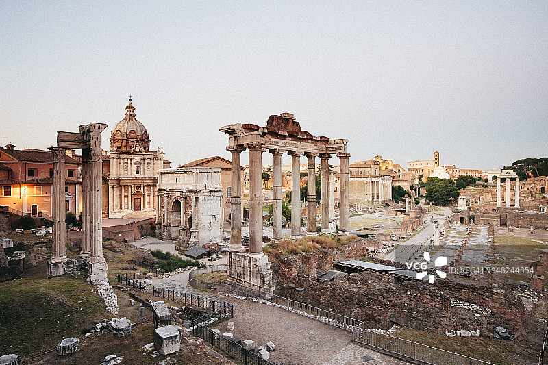 罗马广场的黄昏图片素材