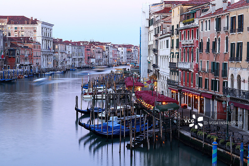 意大利威尼斯大运河的清晨图片素材