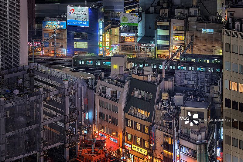 日本东京有乐町夜景与火车图片素材