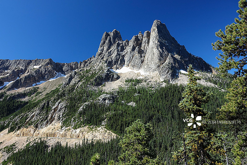 华盛顿州奥卡诺根国家森林公园自由钟山华盛顿山口俯瞰图片素材