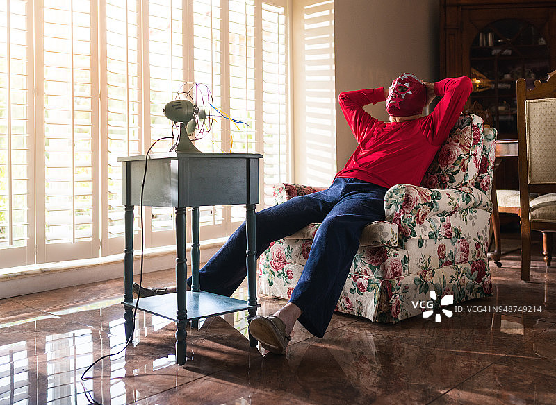 退休人员墨西哥摔跤手图片素材