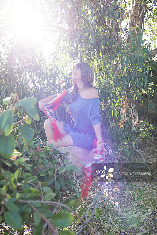 自然中的女人图片素材