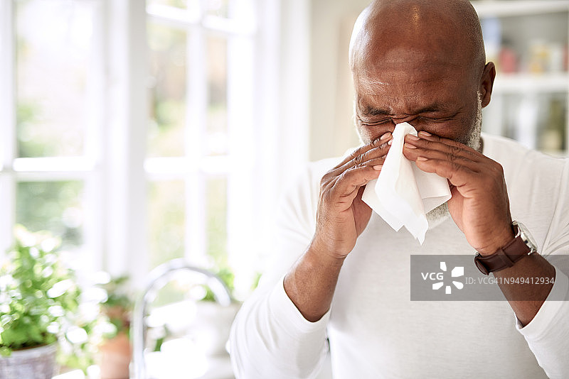 他的免疫系统需要增强图片素材