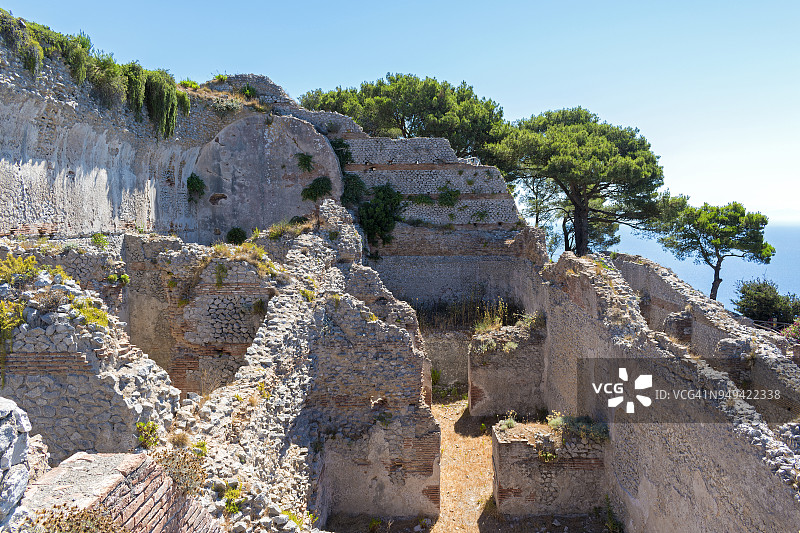 意大利卡普里岛提比略皇帝建造的朱庇特别墅遗址图片素材
