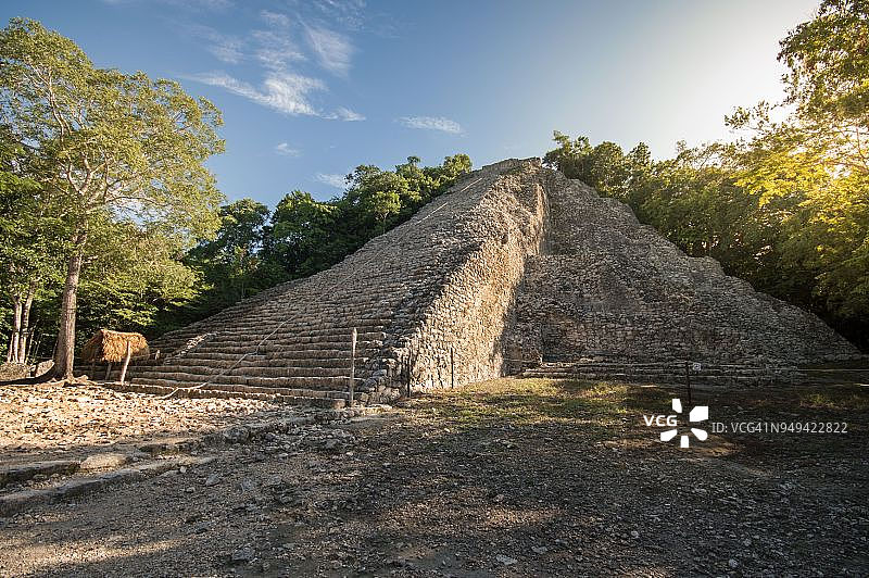 科巴金字塔：金塔纳罗奥的玛雅遗址图片素材