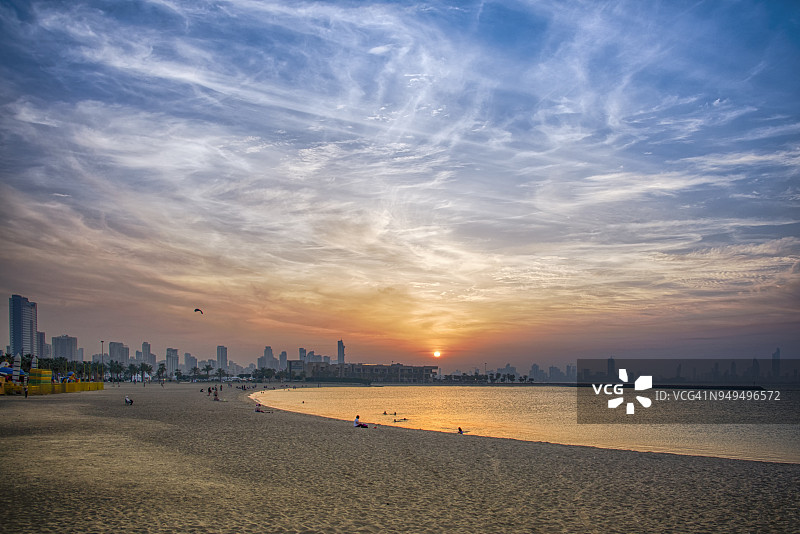 萨尔米亚滨海海滩图片素材