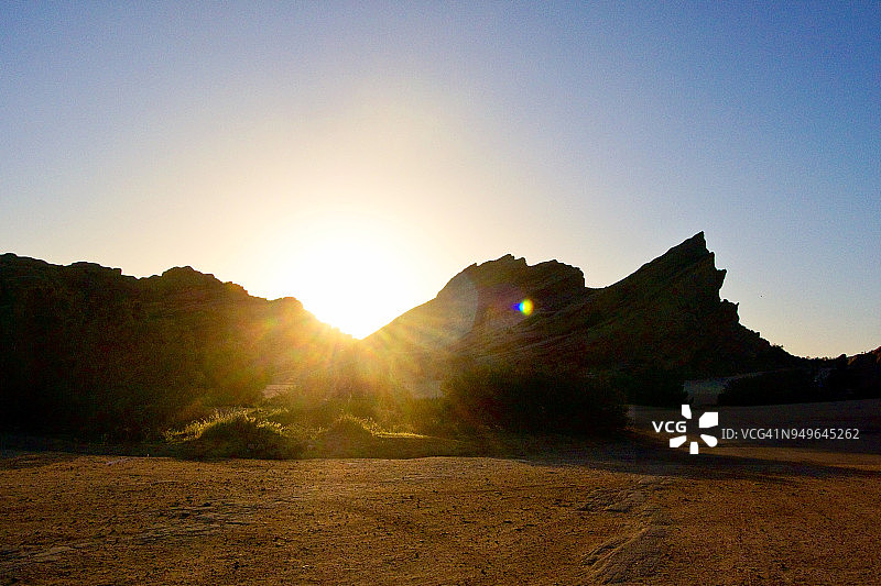 加州瓦斯奎兹巨岩的日落图片素材