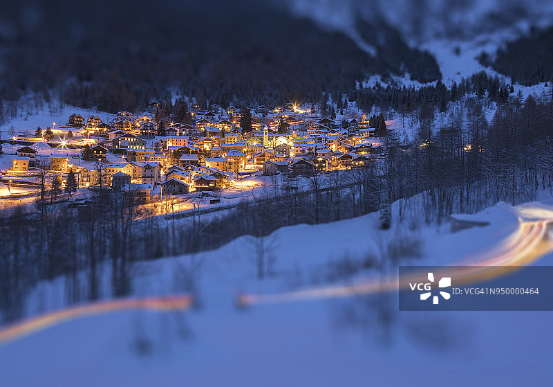 意大利瓦尔泰利纳的弗拉西斯科的黄昏图片素材