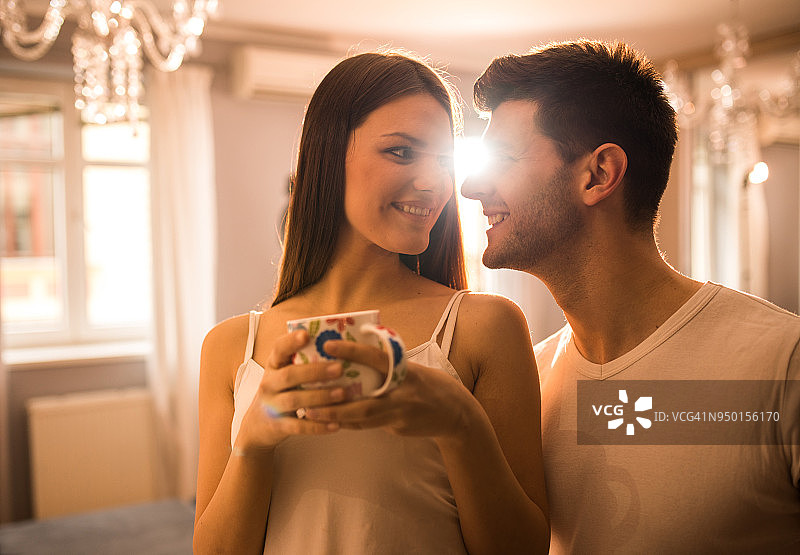 居家浪漫情侣图片素材