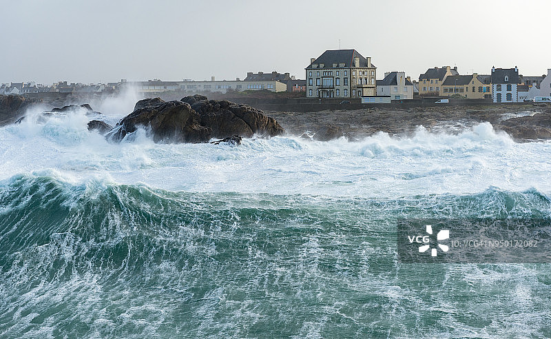 圣吉诺莱半岛拉托尔什的暴风雨和巨浪图片素材