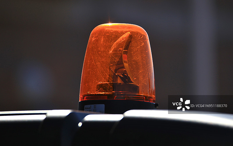 社论——配备闪光灯的公园巡逻车特写图片素材