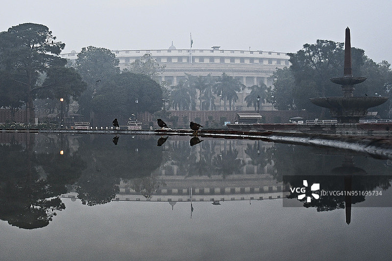 新德里的印度议会大厦图片素材
