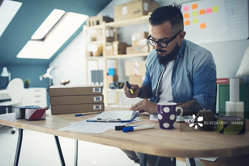 在线航运订单图片素材