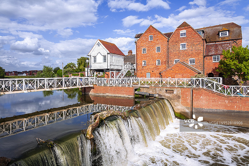 特克斯伯里磨坊，位于英国格洛斯特郡埃文河畔图片素材