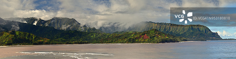 夏威夷王子镇哈纳雷湾山脉全景图片素材