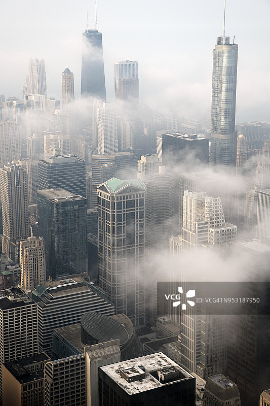 从美国伊利诺伊州威利斯大厦俯瞰芝加哥天际线图片素材