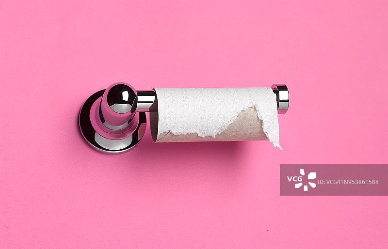 用完的卫生纸卷图片素材