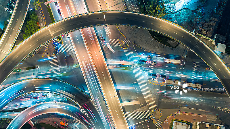 夜间立交桥航拍图片素材