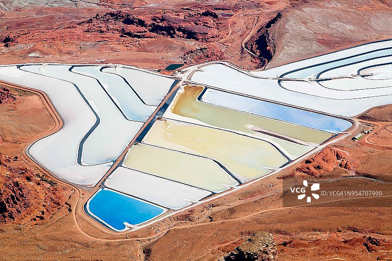 钾盐矿物盐池图片素材