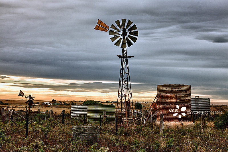 南澳大利亚佩农风车图片素材