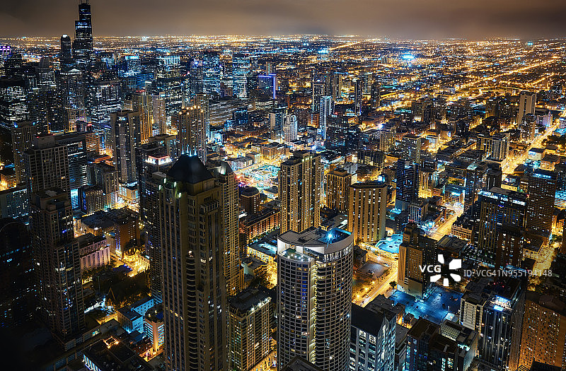 芝加哥天际线黄昏鸟瞰图图片素材