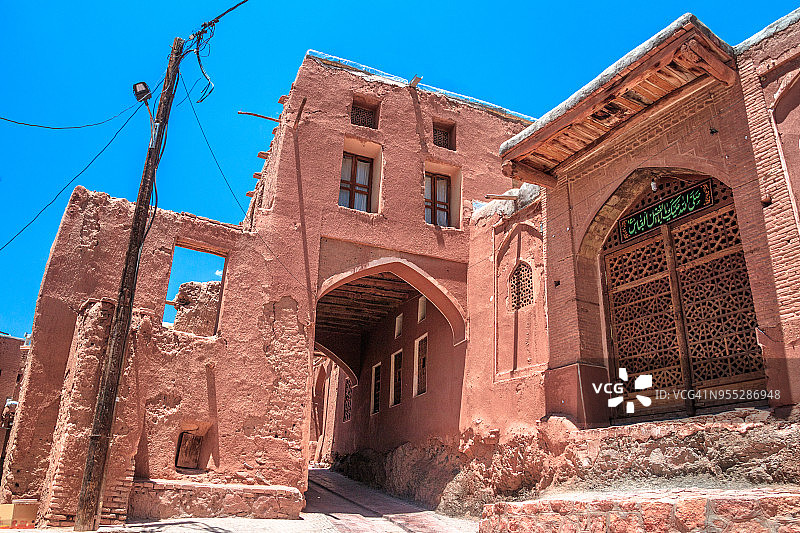伊朗伊斯法罕省Abyaneh村的传统泥砖房屋图片素材