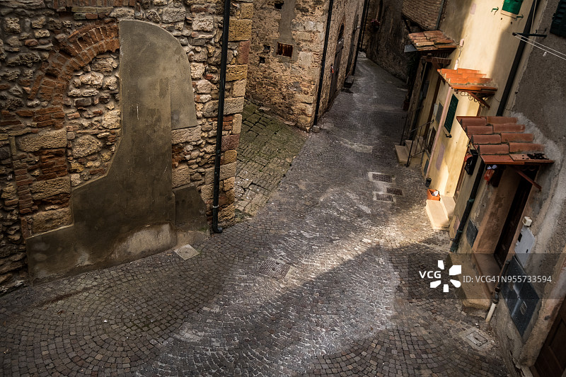 意大利托斯卡纳利沃诺切奇纳河谷的比博纳图片素材