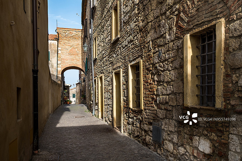 意大利托斯卡纳利沃诺切奇纳河谷的比博纳图片素材