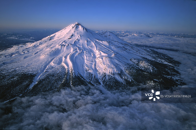 沙斯塔山图片素材