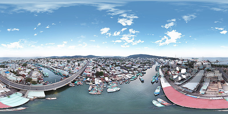 越南富国岛阳东镇上空的360度全景图片素材