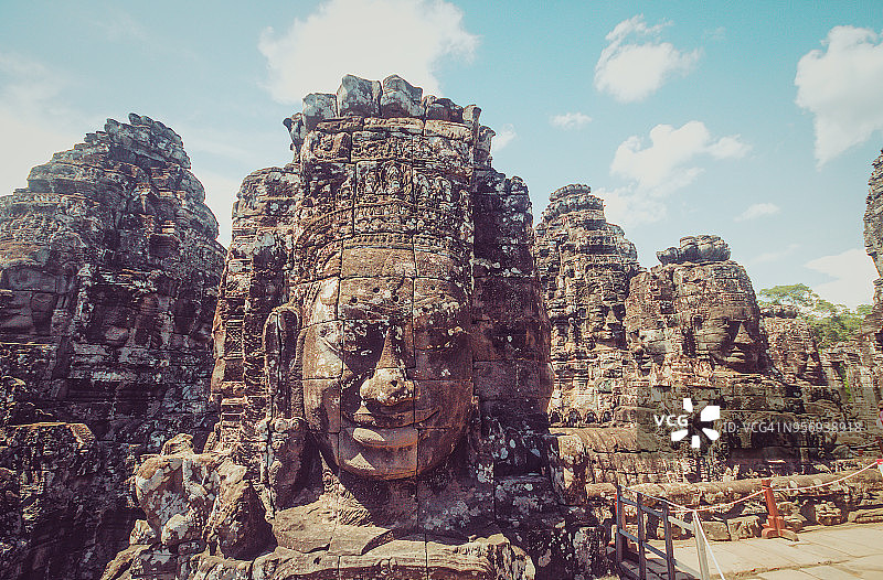 吴哥通王城巴戎寺遗址风光图片素材