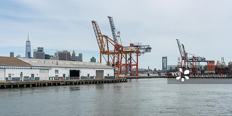 纽约红钩集装箱码头图片素材