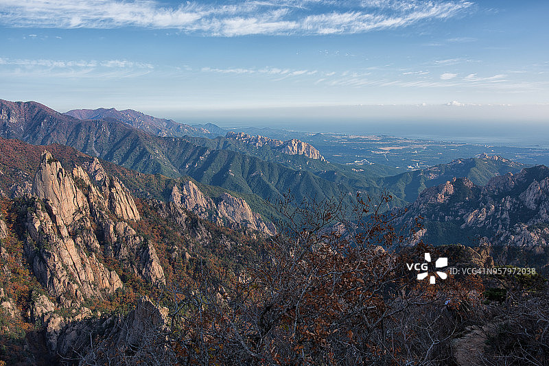 秋季的雪岳山，韩国江原道图片素材