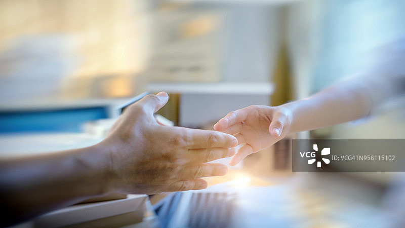 互助和团队合作概念图片素材