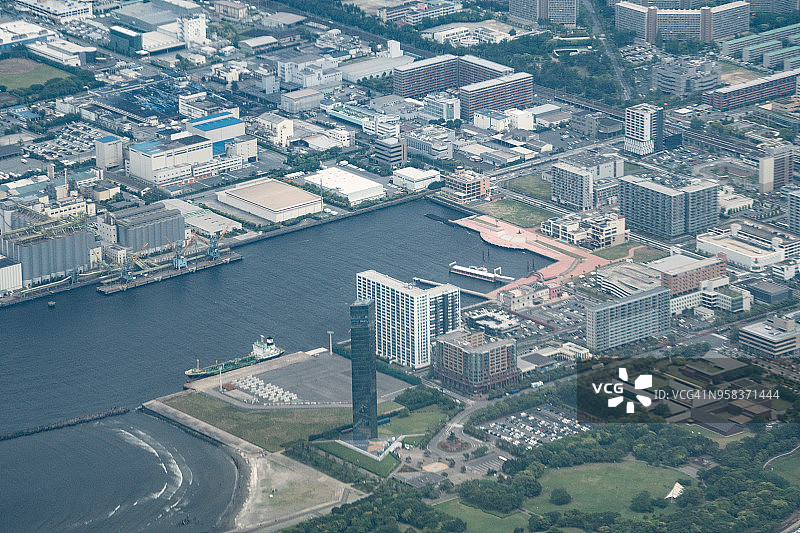 日本千叶县千叶市千叶港塔白天航拍景观图片素材