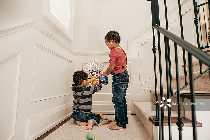 与兄弟分享图片素材