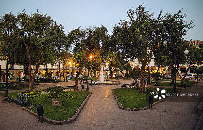 日落时的雷戈西乔广场图片素材