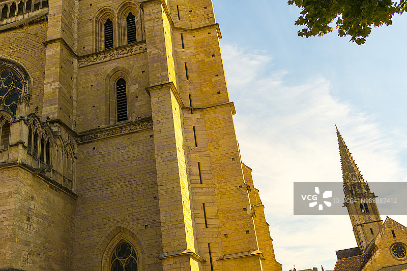 第戎圣母院图片素材