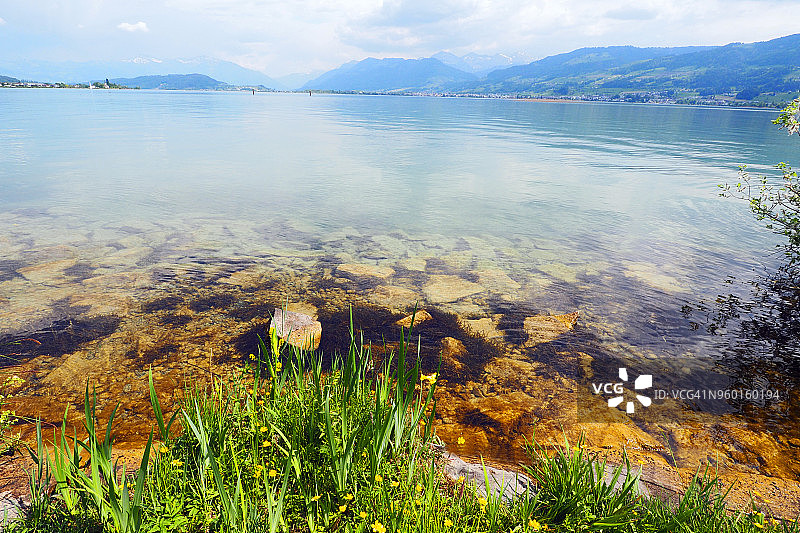 苏黎世湖南部末端的全景图片素材