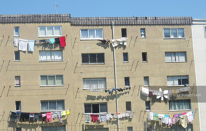 晾晒的衣服图片素材