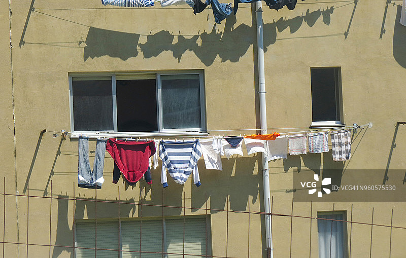 晾晒的衣服图片素材