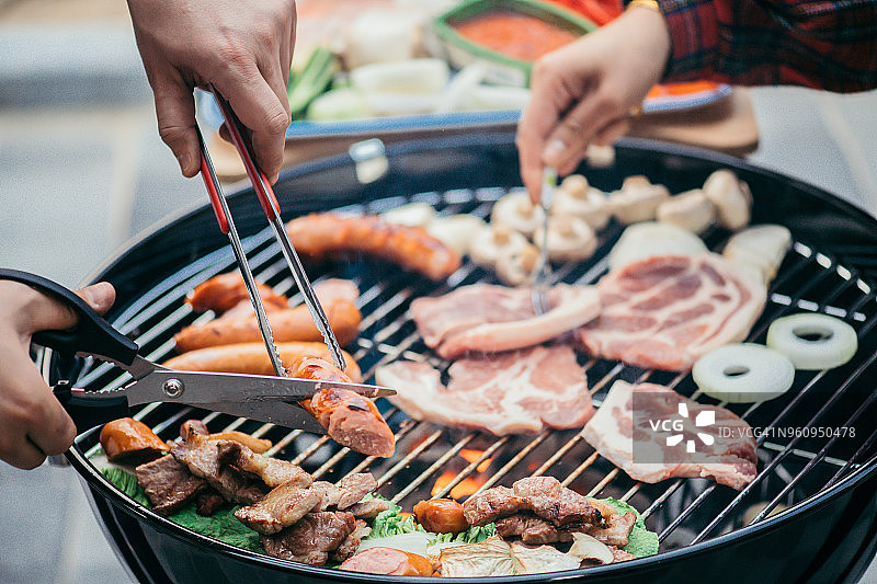 烧烤，户外，炭火图片素材