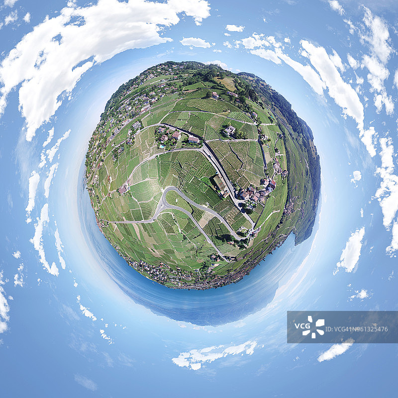 瑞士拉沃库利葡萄园梯田村庄图片素材